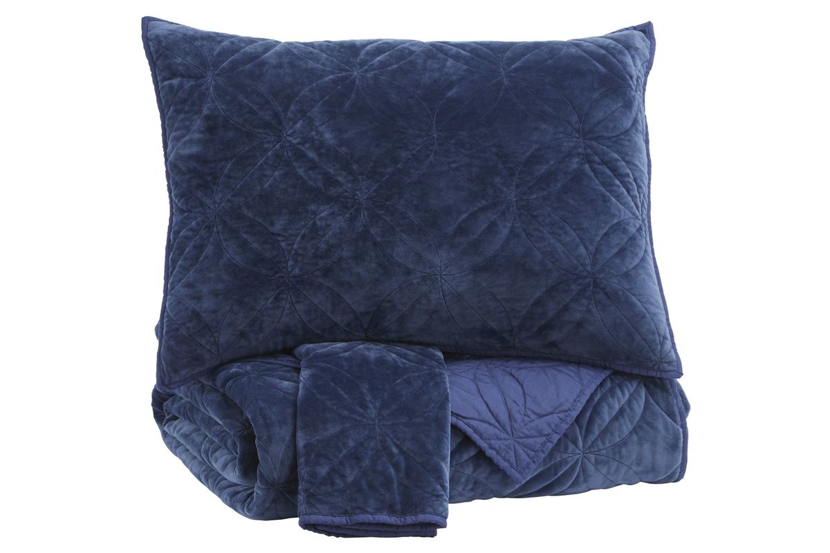 Blue Queen Quilt Set by Ashley at GardnerWhite