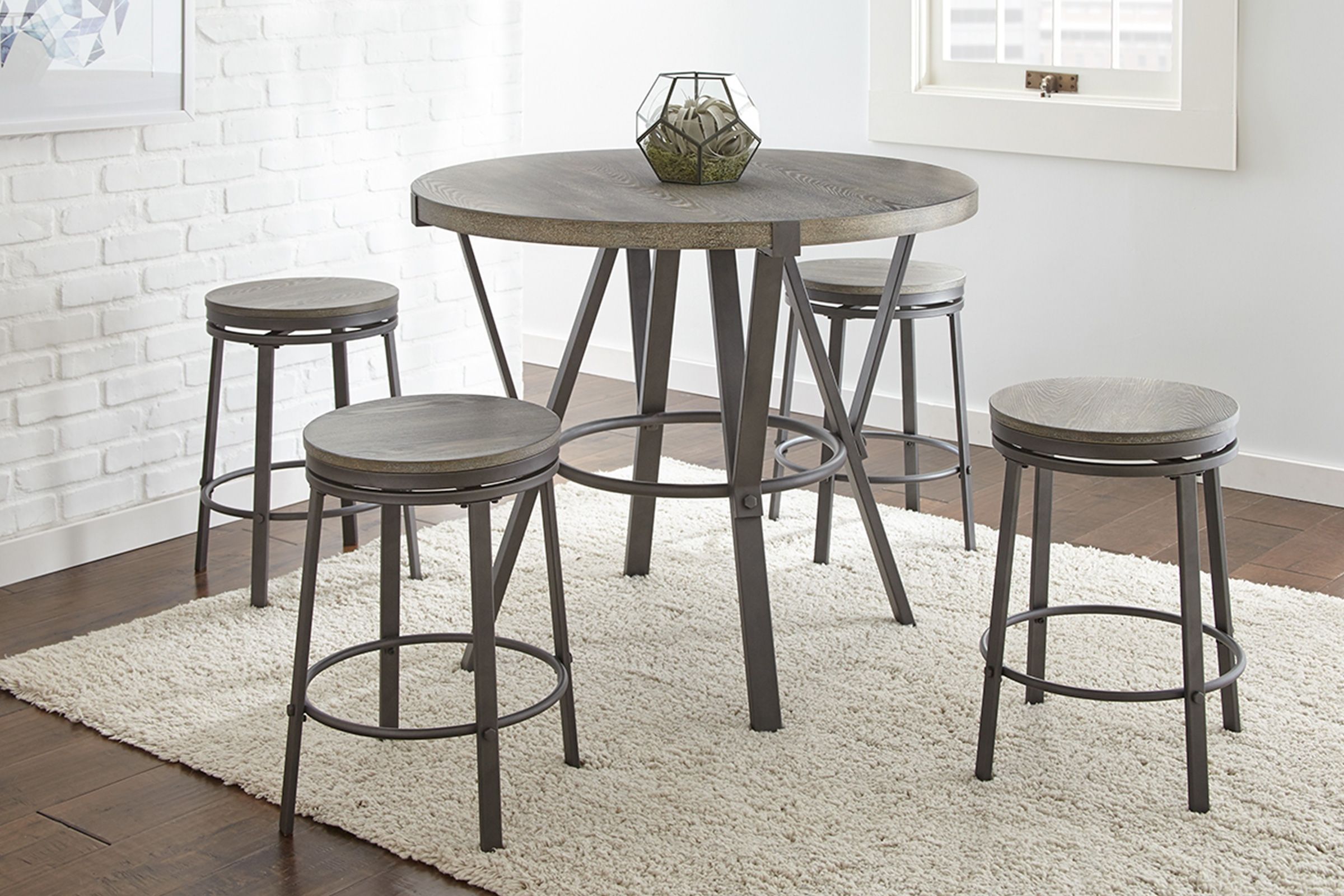 Portland Round Counterheight Swivel Stool At Gardner White