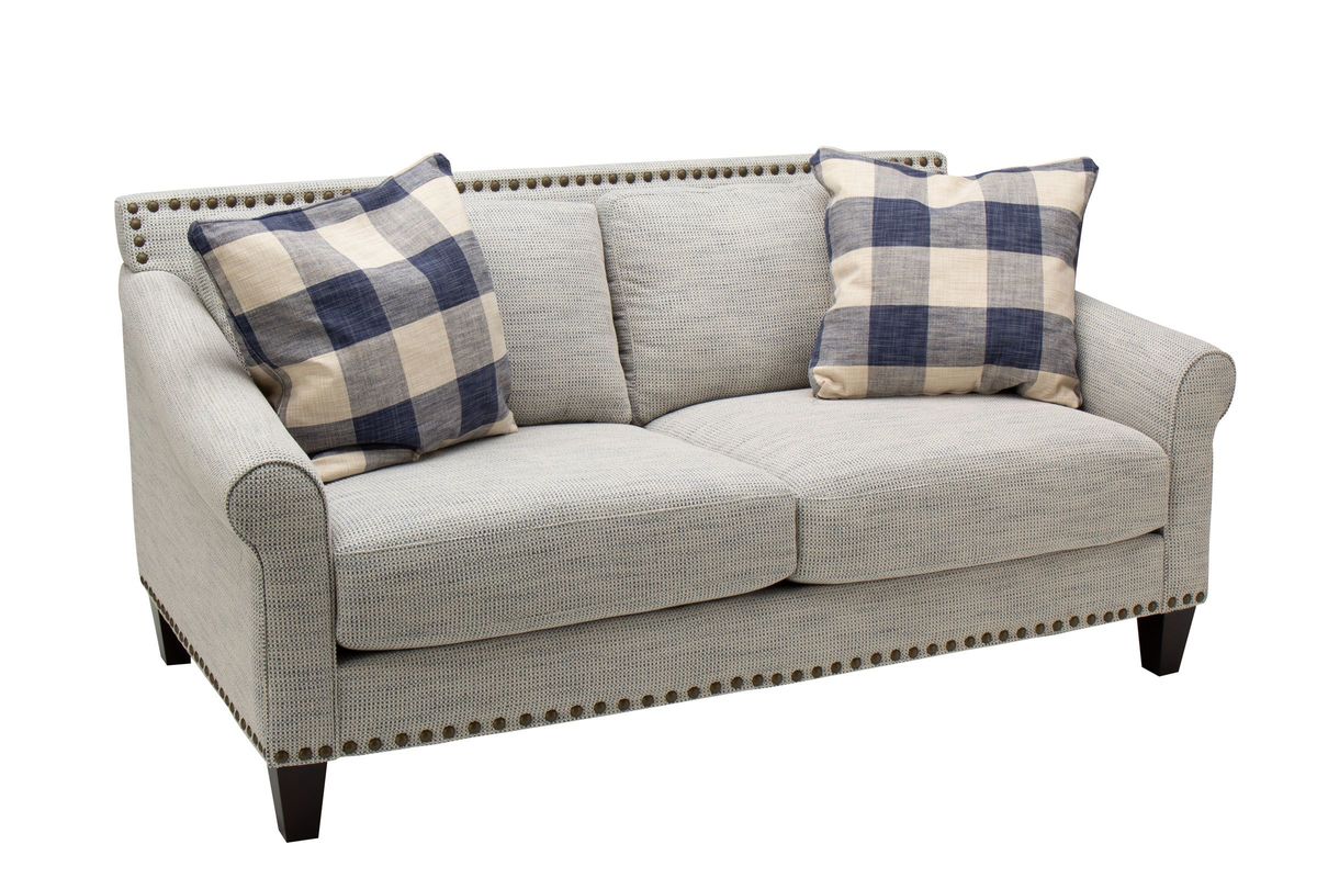 Priscilla Loveseat by Bauhaus 3