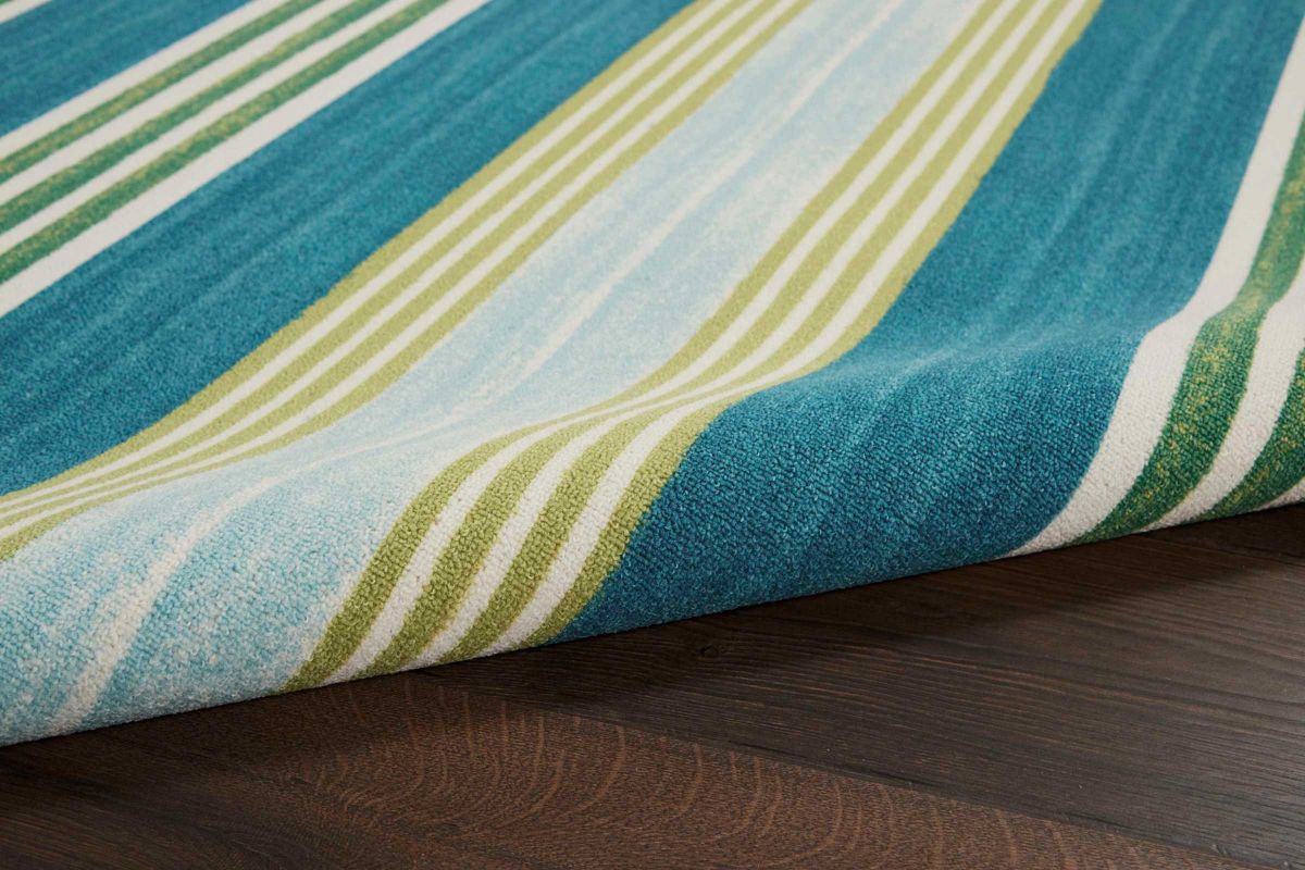 Green and Teal 5x8 Outdoor Rug at GardnerWhite