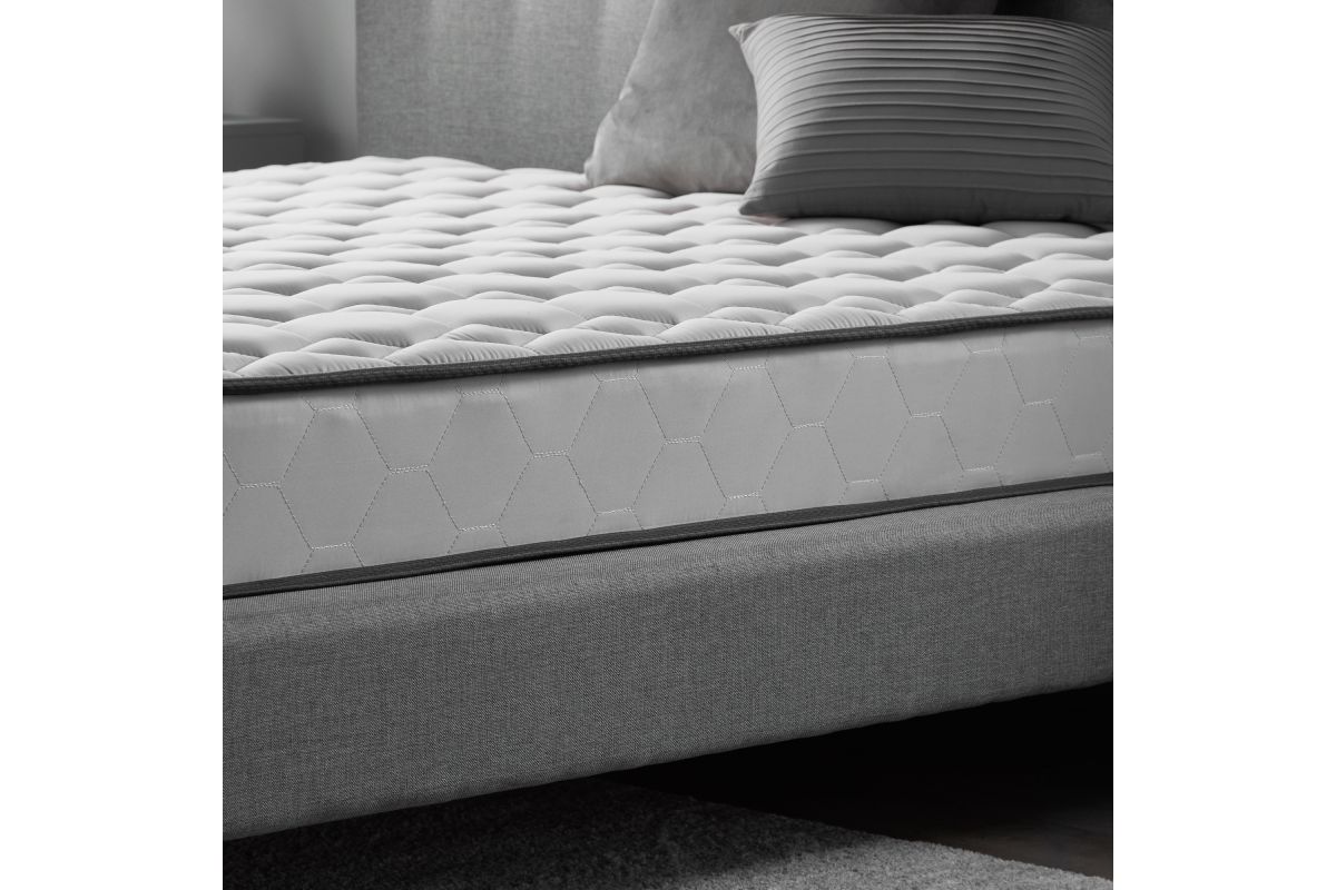 Weekender 7" Innerspring Mattress California King