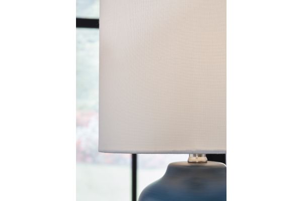 Gierburg Ceramic Table Lamp