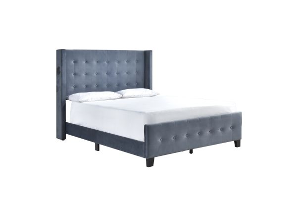 Darius Tufted Queen Bed