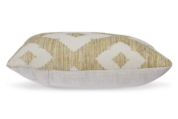 Brockner Next-Gen Nuvella Pillow (Set of 4)