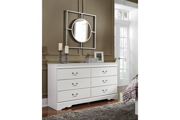 Anarasia Dresser