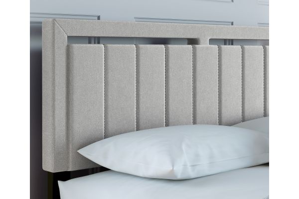 Shiloh King Platform Bed - Ivory