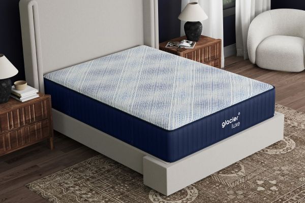 Glacier Luxe Peak° Plush Hybrid 13
