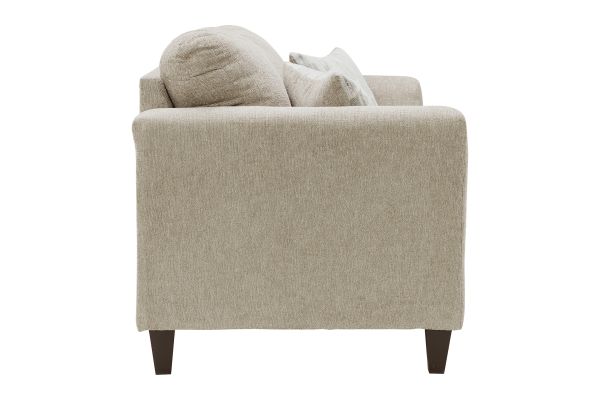Benny Loveseat