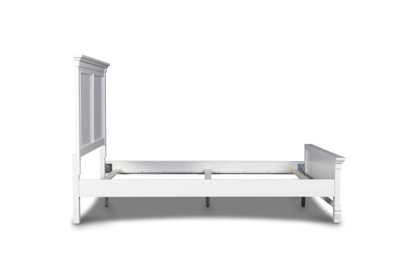 Tamarack White Full Panel Bed