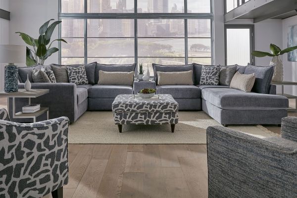 DreamTwo Steel 7-Piece Console Sectional with Right Arm Facing Bump Chaise