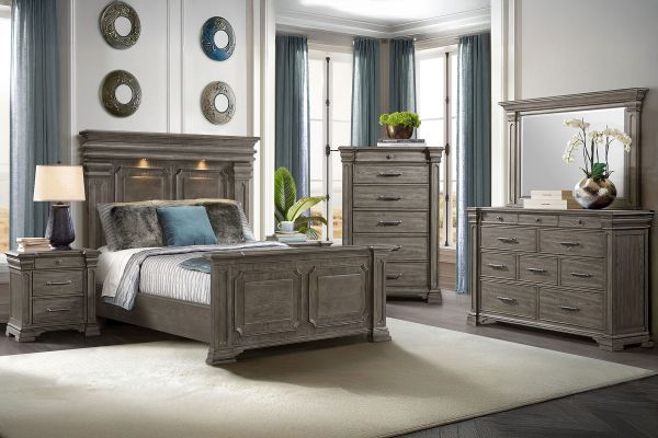Radcliff 5-Piece Queen Panel Bedroom Set 