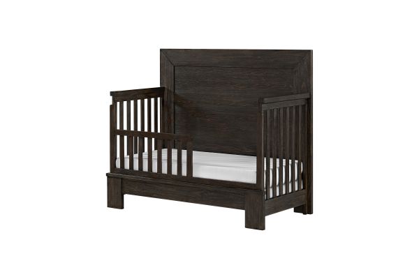Charlie Brown Toddler Bed with Guardrail