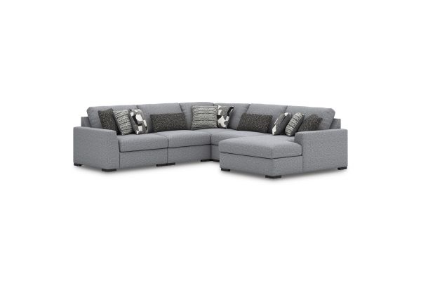 Bealton Salt and Pepper 5-Piece Sectional with Right Arm Facing Chaise