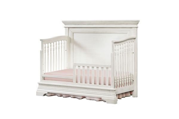Riley White Flat Top Convertible Crib