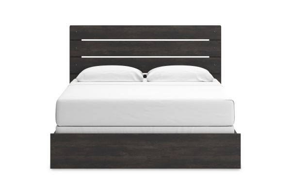 Hollivern King Panel Bed