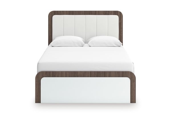 Kendanport Queen Upholstered Bed