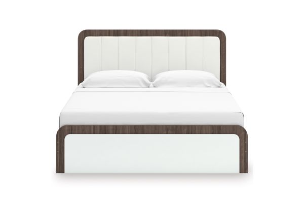 Kendanport King Upholstered Bed
