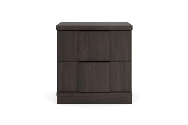 Shaehartin Nightstand