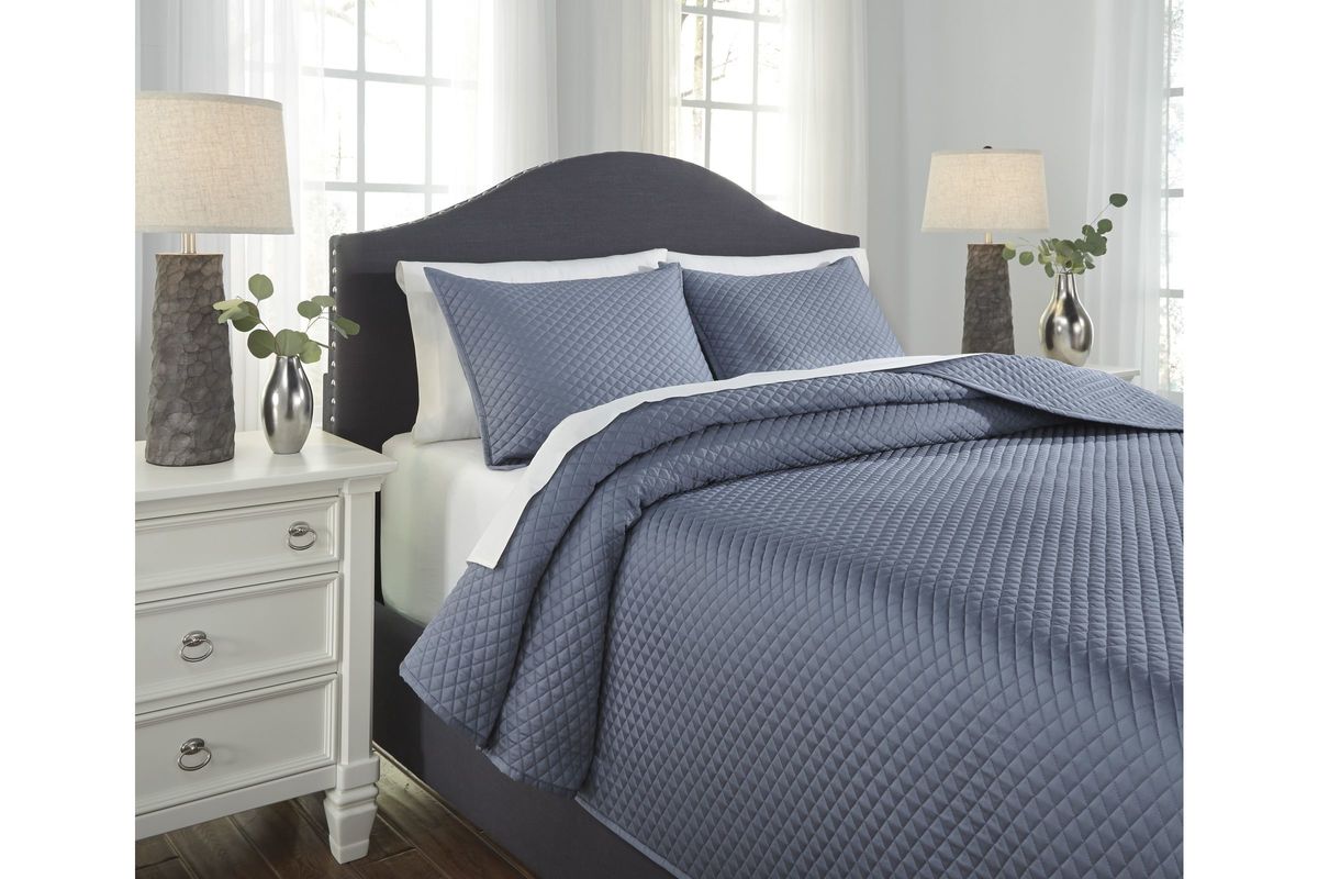 Dietrick King Quilt Set in Blue by Ashley at GardnerWhite