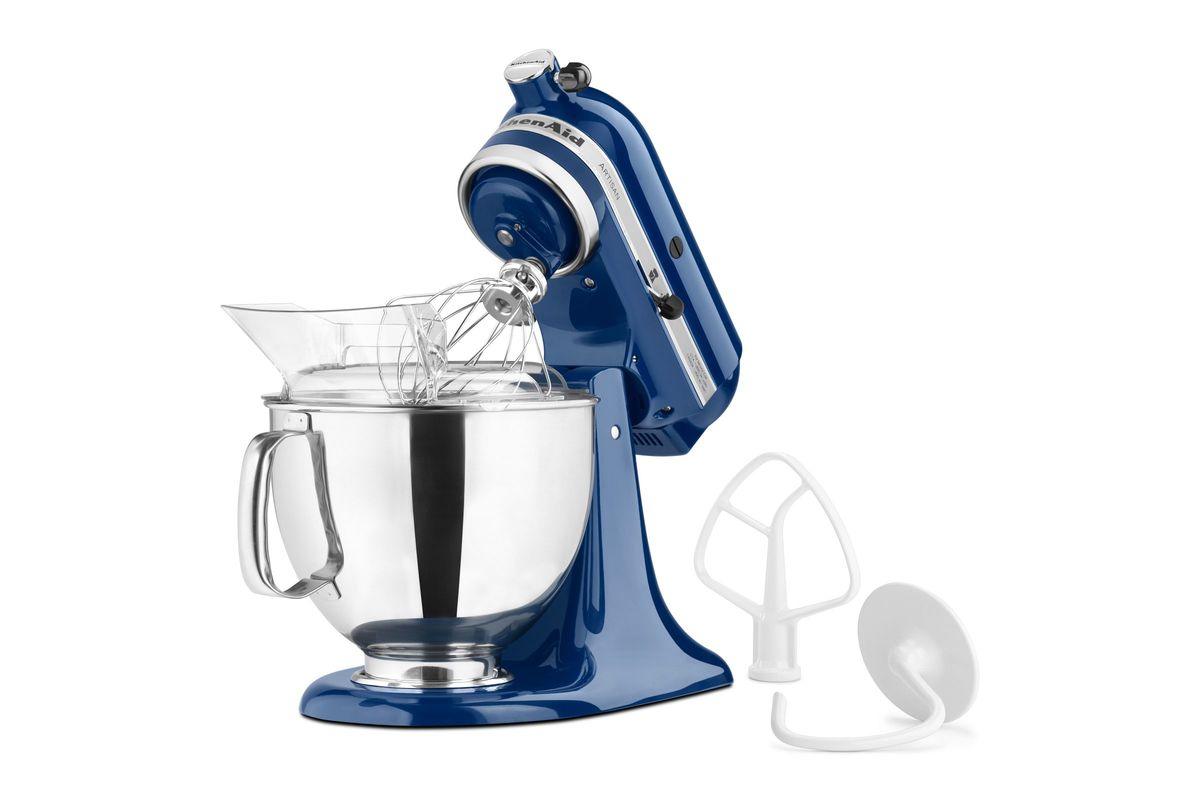 KitchenAid Artisan Series TiltHead Stand Mixer in Blue Willow